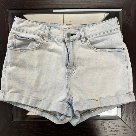 *PAC SUN* Light Wash Mom Short Size 27 - Picture 1 of 11